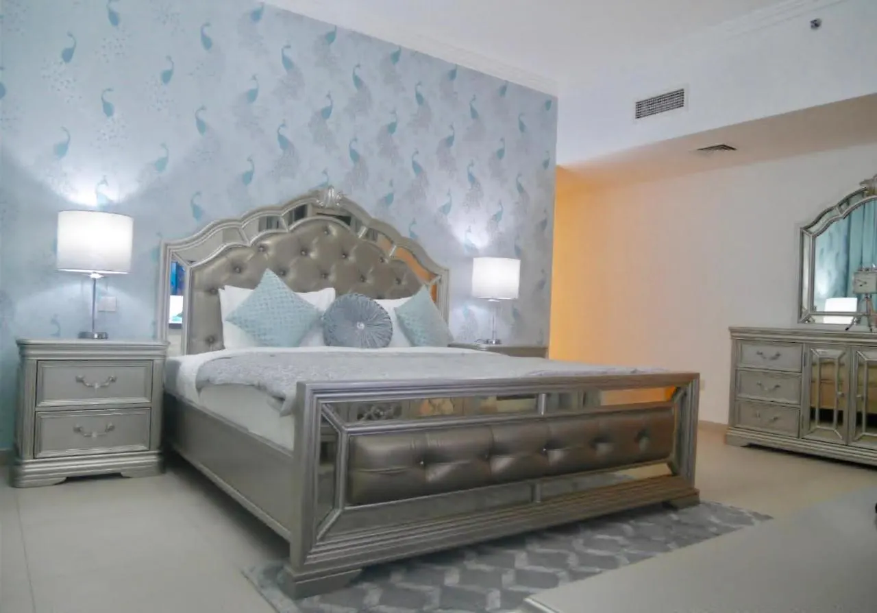 Apartment Stunning 5* 4Br-Oceanfront-Apartment Dubai