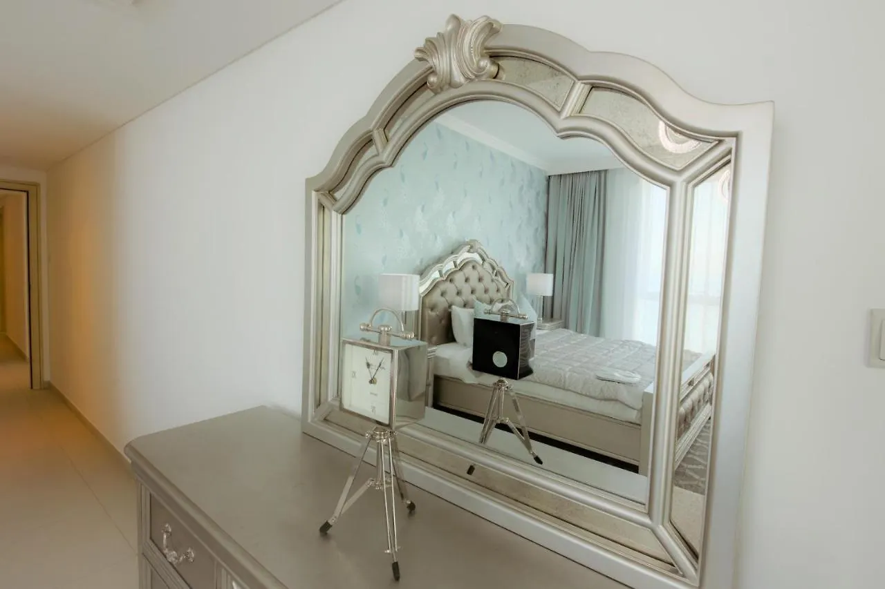 Stunning 5* 4Br-Oceanfront-Apartment Dubai Apartment